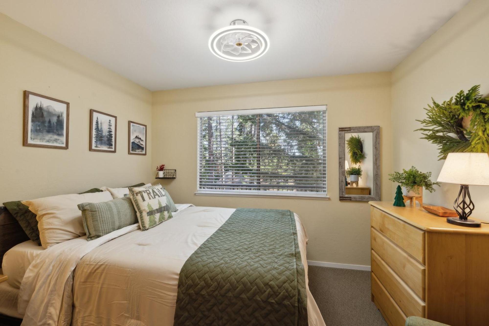 Whispering Pines Retreat * Groveland