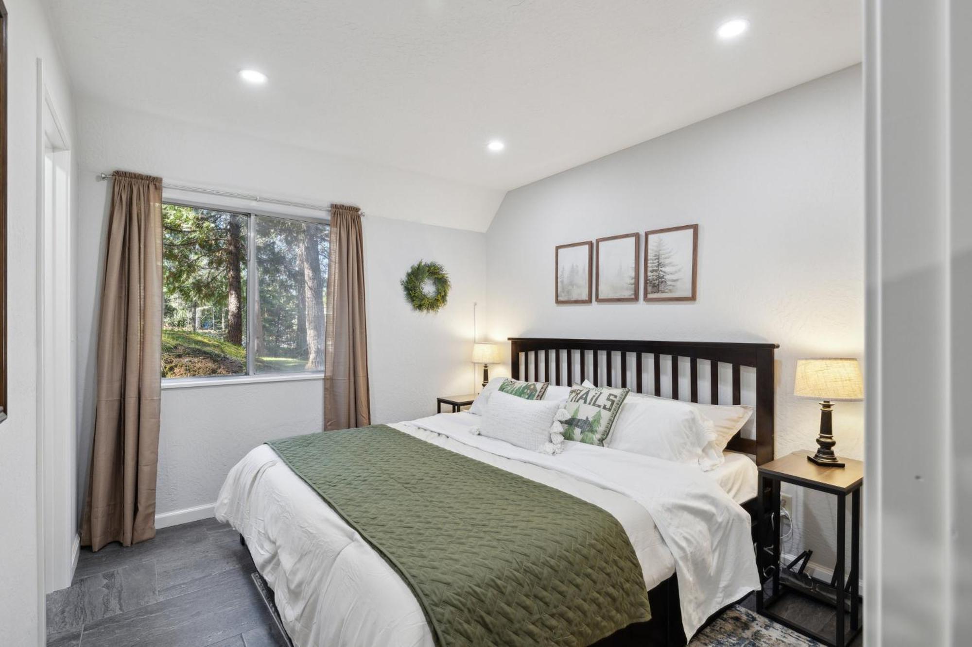 Holiday home Whispering Pines Retreat *